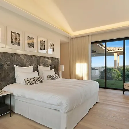 Vila High Class With Massage And Infinity Pool *