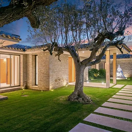 High Class With Massage And Infinity Pool * Saint Tropez